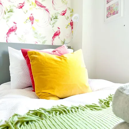 Cotswold Dream Getaways Bed & Breakfast Cirencester Exterior photo