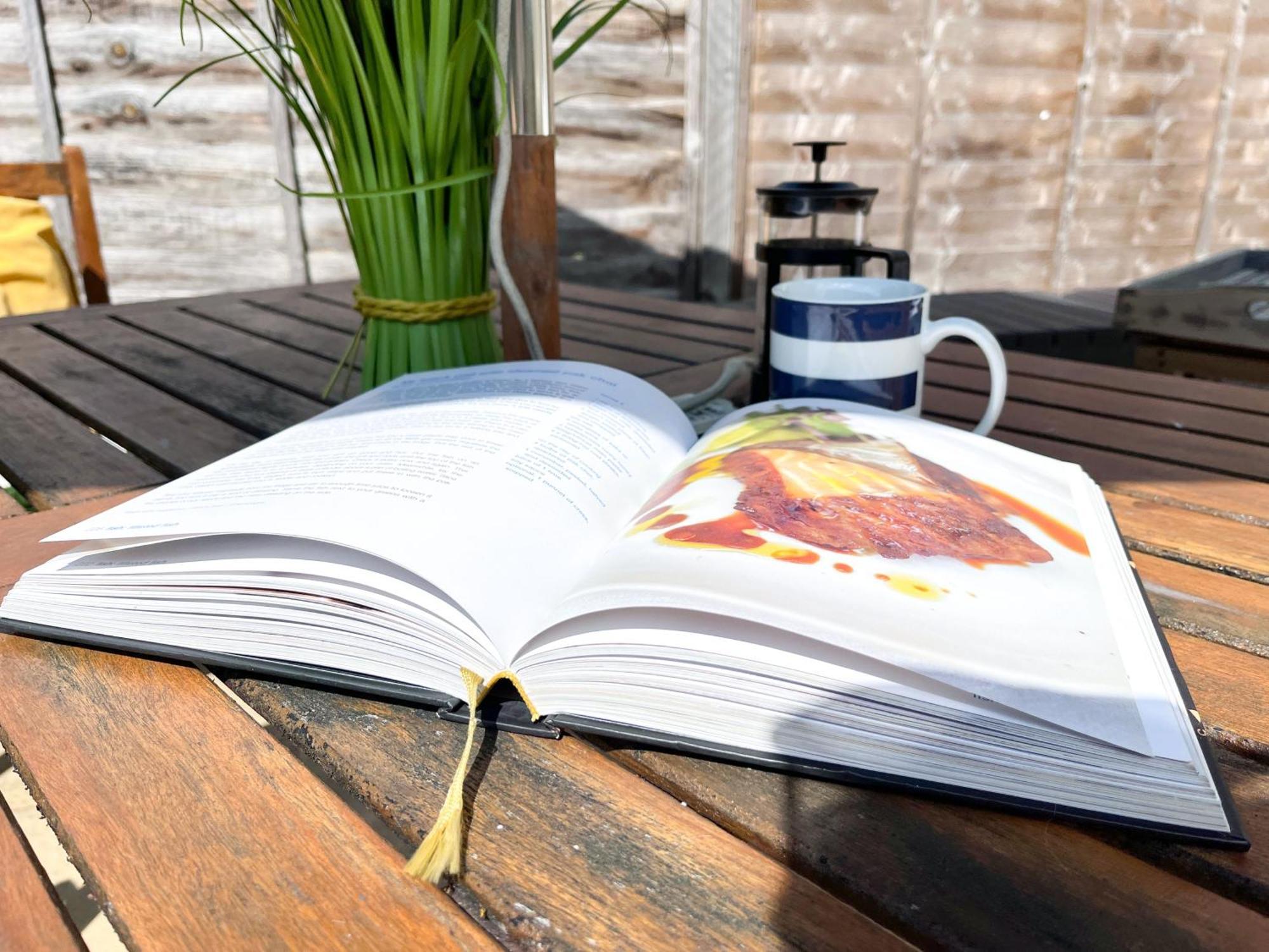 Cotswold Dream Getaways * Cirencester